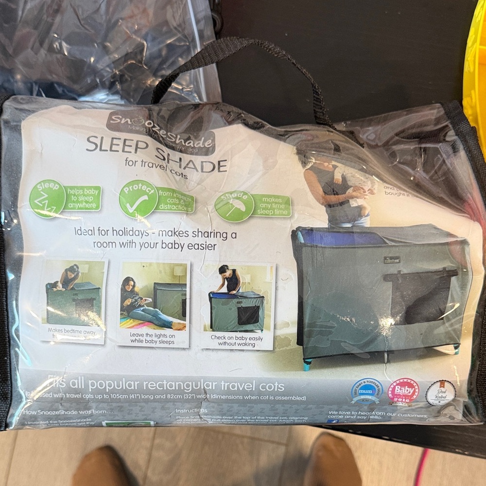 Sleep Shade for Travel Cots - Black